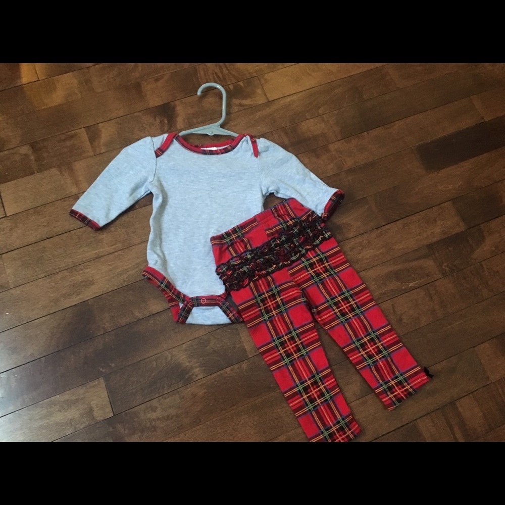 Red Plaid Long Sleeve Infant Girl’s Set 3-6 Months